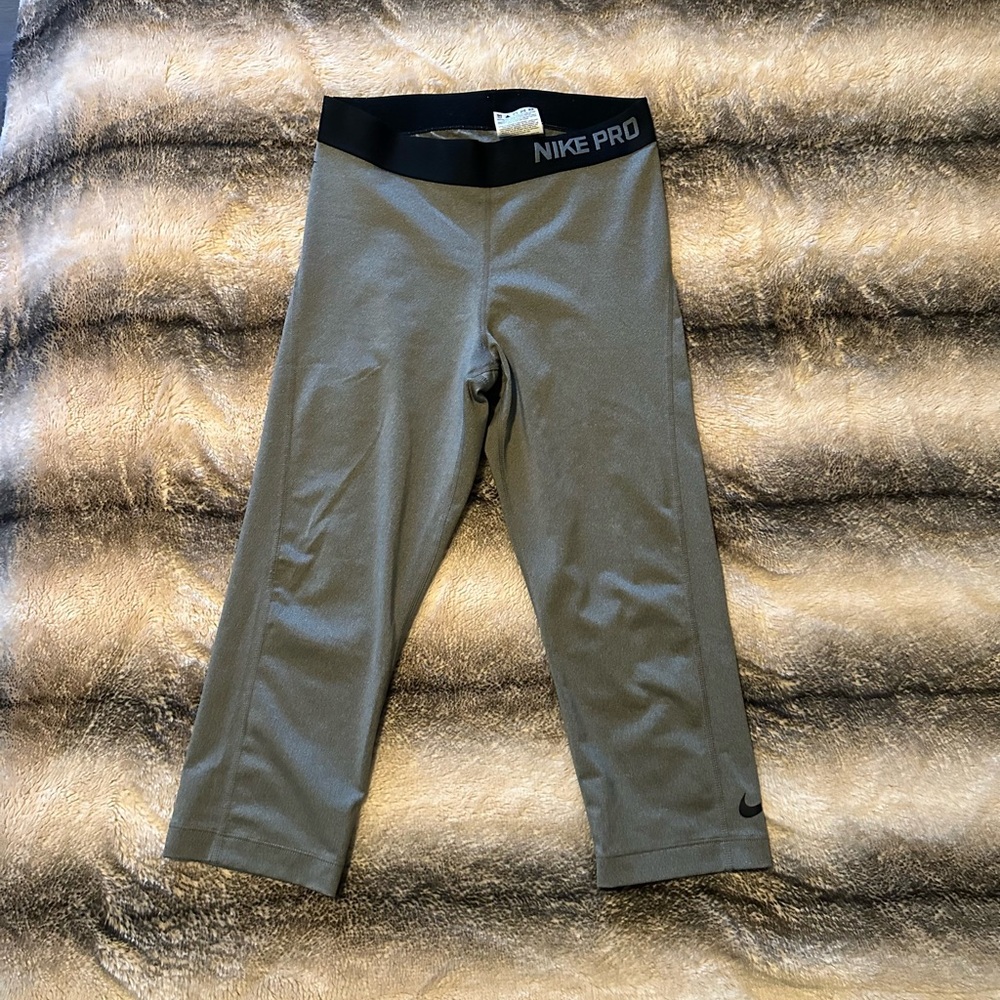 NIKE leggings!